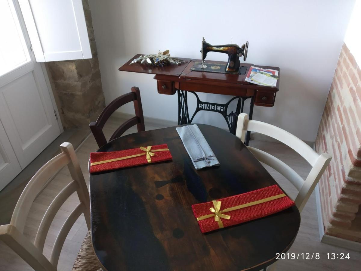 La Casa Dei Panorami Di Colobraro Apartment Екстериор снимка