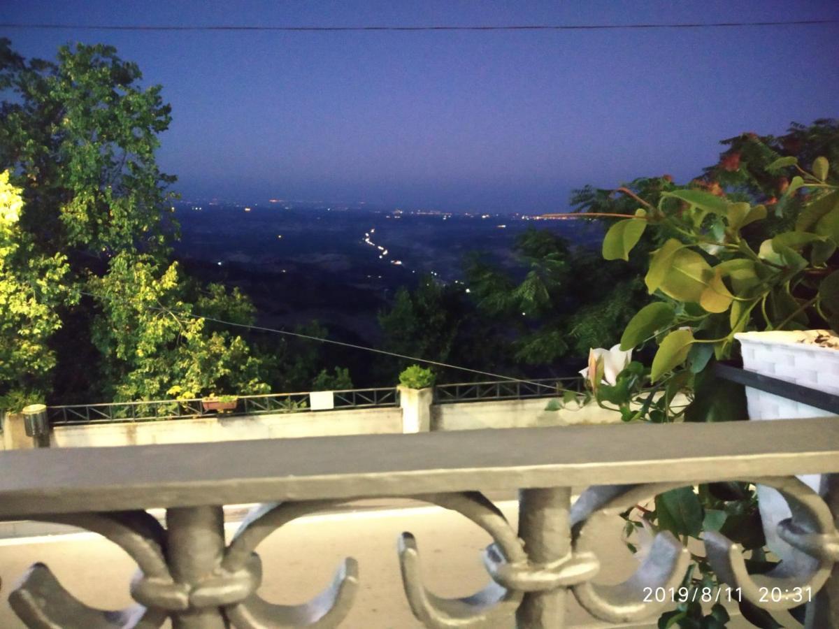 La Casa Dei Panorami Di Colobraro Apartment Екстериор снимка