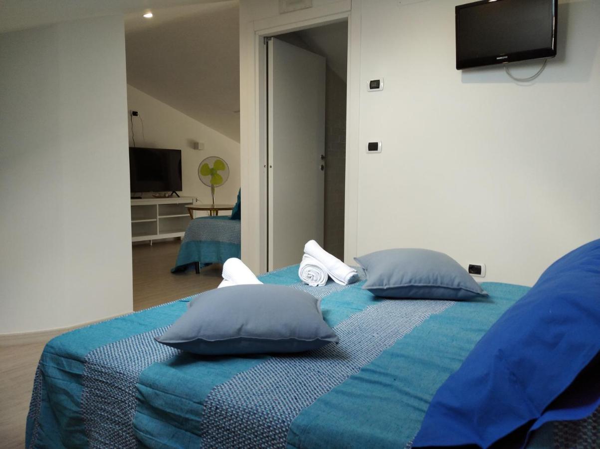La Casa Dei Panorami Di Colobraro Apartment Стая снимка