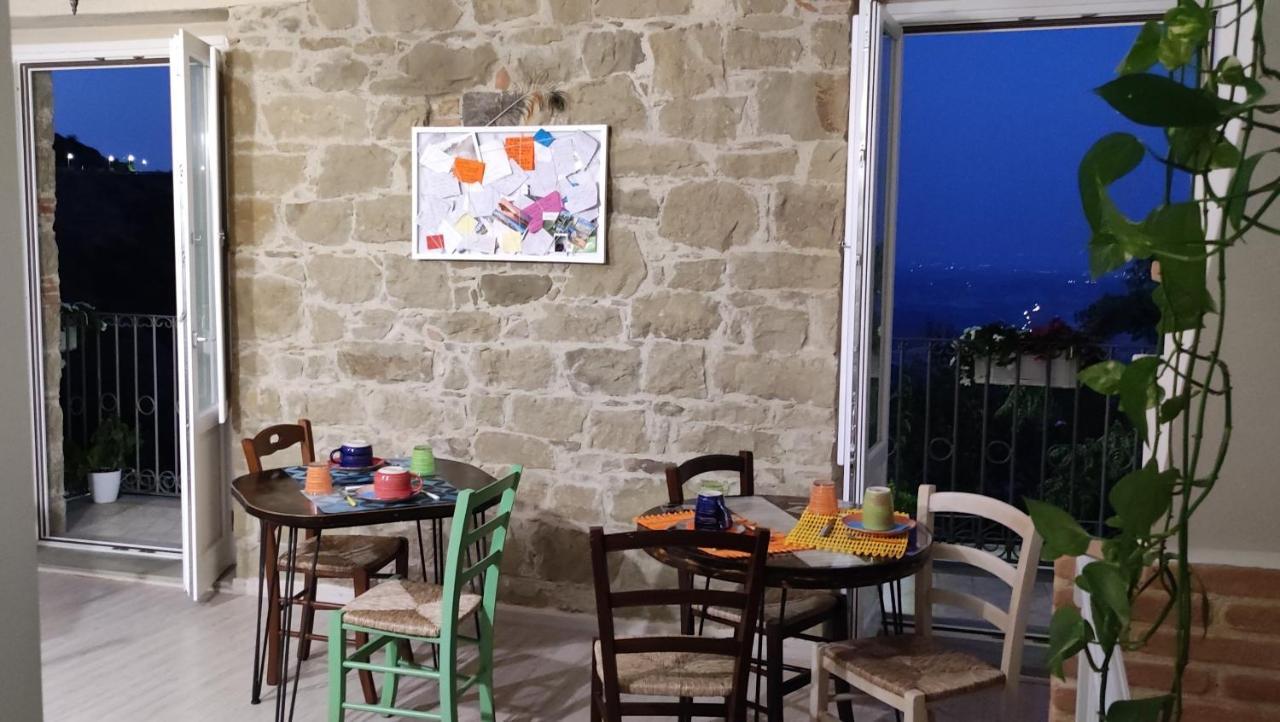 La Casa Dei Panorami Di Colobraro Apartment Екстериор снимка