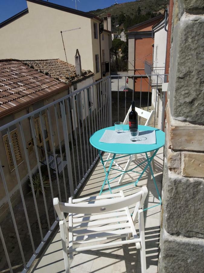 La Casa Dei Panorami Di Colobraro Apartment Екстериор снимка